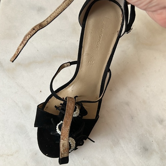 New in box, Ann Taylor fringe suede pumps, size 8 1/2, - Picture 7 of 9